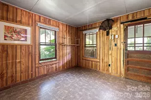 1487 Poplar Gap Rd, Hot Springs, NC 28754 - Photo 8