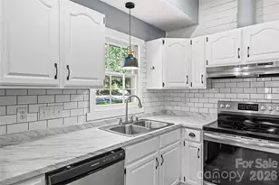 511 Morning Dale Rd, Matthews, NC 28105 - Photo 12