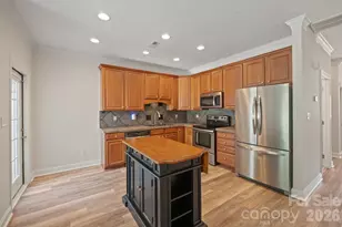 106 Sherman Oaks Ln, Mooresville, NC 28115 - Photo 8