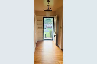 332 Fannie Circle, Charlotte, NC 28205 - Photo 2