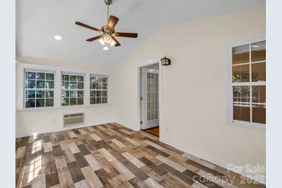 160 E Howard Street, Tryon, NC 28782 - Photo 20