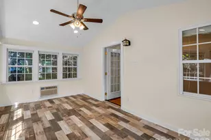 160 E Howard St, Tryon, NC 28782 - Photo 20