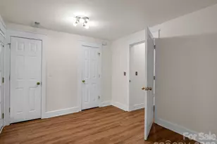 160 E Howard St, Tryon, NC 28782 - Photo 14