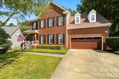 104 Oak Grove Court, Fort Mill, SC 29715 - Photo 2