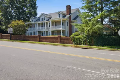 1056 The Glen Street, Statesville, NC 28677 - Photo 2