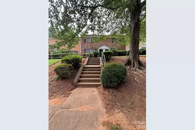 2811 Bleeker Square #E, Winston Salem, NC 27106 - Photo 2