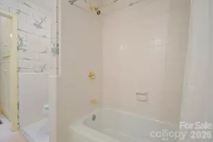 955 19th Ave NW, Hickory, NC 28601 - Photo 26