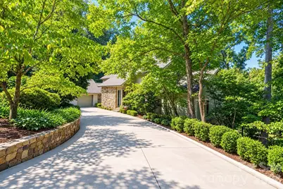 955 19th Avenue NW, Hickory, NC 28601 - Photo 4