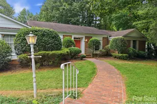 12 Legendary Rd, Hendersonville, NC 28739 - Photo 2