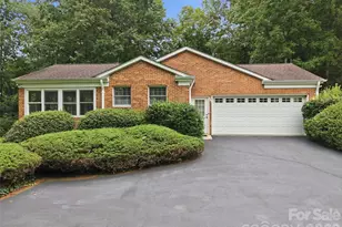 12 Legendary Rd, Hendersonville, NC 28739 - Photo 14