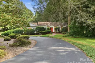12 Legendary Rd, Hendersonville, NC 28739 - Photo 1