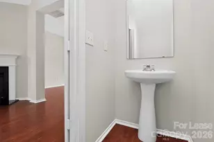 9107 Newfield St, Charlotte, NC 28216 - Photo 8