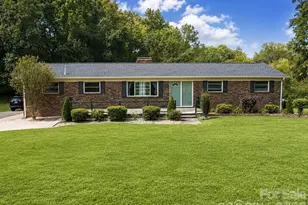 9716 Sunway Dr, Mint Hill, NC 28227 - Photo 2