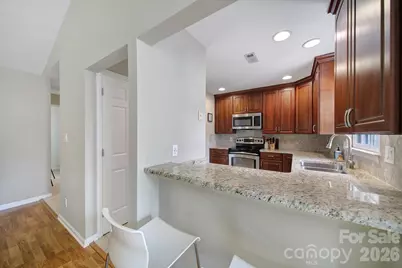 3208 Selwyn Farms Lane #6, Charlotte, NC 28209 - Photo 8