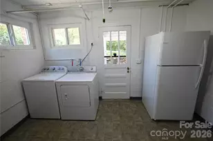 105 Owens Ave NE, Drexel, NC 28690 - Photo 14