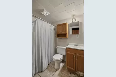 7036 Rhododendron Drive, Newland, NC 28657 - Photo 14