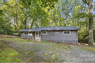 7036 Rhododendron Drive, Newland, NC 28657 - Photo 4