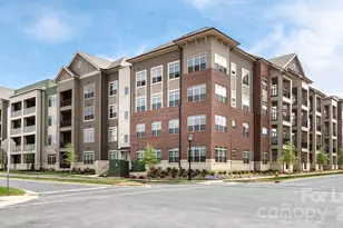 5350 Pinehurst Park Dr, Charlotte, NC 28211 - Photo 2