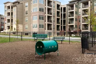 5350 Pinehurst Park Dr, Charlotte, NC 28211 - Photo 10