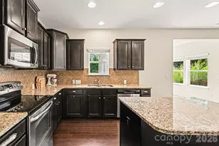 6918 Barefoot Forest Dr, Charlotte, NC 28269 - Photo 10