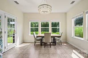 6918 Barefoot Forest Dr, Charlotte, NC 28269 - Photo 6