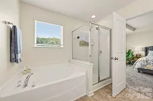 6918 Barefoot Forest Dr, Charlotte, NC 28269 - Photo 16