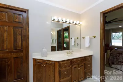 411 Cherokee National Highway, Gaffney, SC 29341 - Photo 28