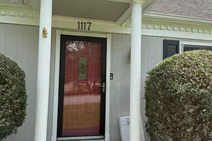 1117 13th Ave NW, Hickory, NC 28601 - Photo 2