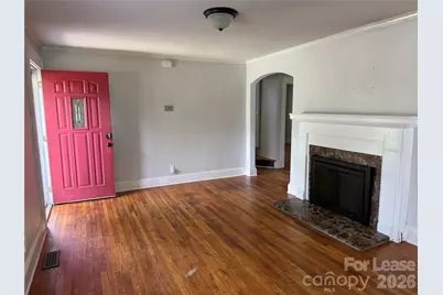 1117 13th Avenue NW, Hickory, NC 28601 - Photo 4