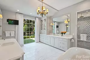 2414 Forest Dr, Charlotte, NC 28211 - Photo 12