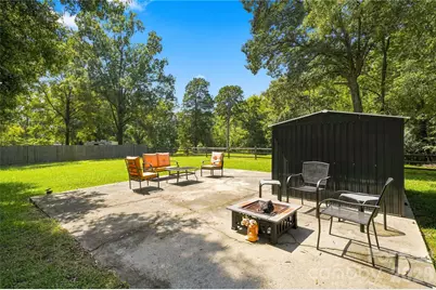 8008 Chapman Street, Charlotte, NC 28216 - Photo 6