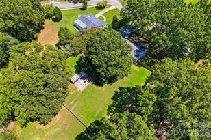 8008 Chapman St, Charlotte, NC 28216 - Photo 46