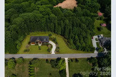 162 Clark Cove Road, Statesville, NC 28677 - Photo 2