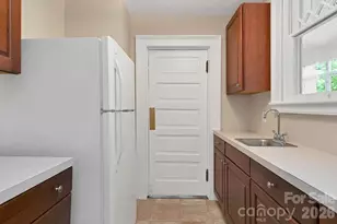 208 Probart St, Brevard, NC 28712 - Photo 28