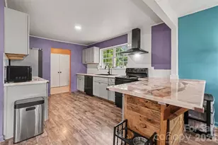 501 Hunter St, York, SC 29745 - Photo 4