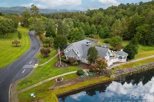 61 Autumn Gln Ct, Brevard, NC 28712 - Photo 4