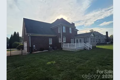 182 E Tattersall Drive, Statesville, NC 28677 - Photo 4