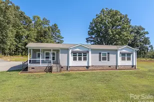 161 Willow Wy, Forest City, NC 28043 - Photo 2