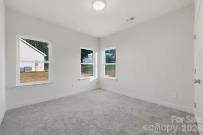 128 N Main Street, Granite Falls, NC 28630 - Photo 24