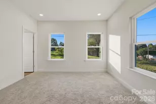 128 N Main St, Granite Falls, NC 28630 - Photo 14