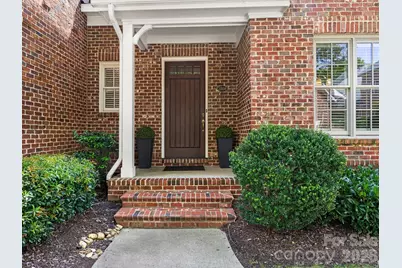 2808 Gablestone Way, Charlotte, NC 28207 - Photo 2