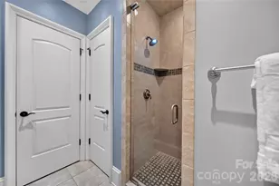 229 Wrenwood Ln, Charlotte, NC 28211 - Photo 30