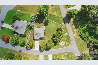 608 Cedar Trace Drive, Lake Wylie, SC 29710 - Photo 4