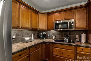 195 Banjo Branch Rd, Burnsville, NC 28714 - Photo 4