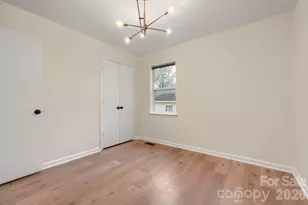 3216 Lasalle St, Charlotte, NC 28216 - Photo 14