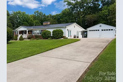 105 Merrywood Drive, Lenoir, NC 28645 - Photo 2