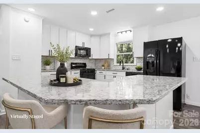 1185 10th Street Place NW, Hickory, NC 28601 - Photo 6