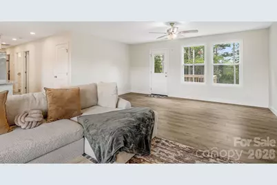 398 Point Hope Lane, Hendersonville, NC 28792 - Photo 4