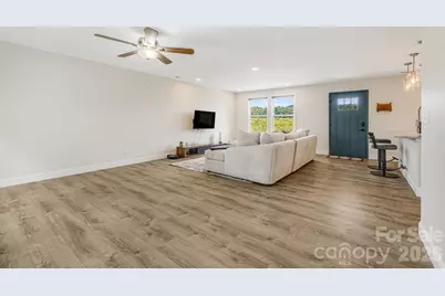 398 Point Hope Lane, Hendersonville, NC 28792 - Photo 16