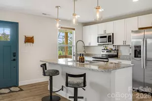 398 Point Hope Ln, Hendersonville, NC 28792 - Photo 8